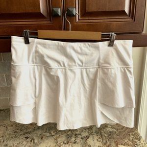 Athleta white tennis skort/skirt